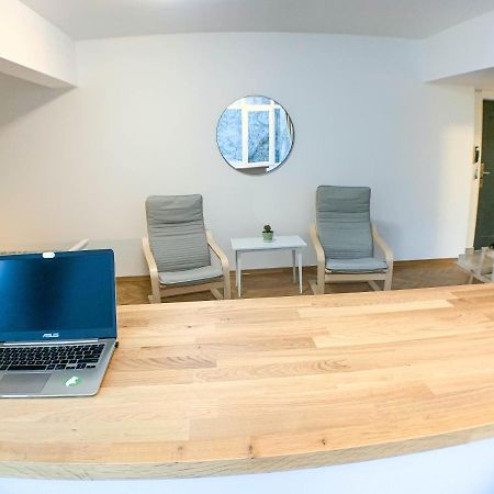 Luterana Studio Apartment Bukares Bagian luar foto